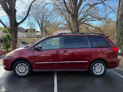 2007 Toyota Sienna XLE Limited
