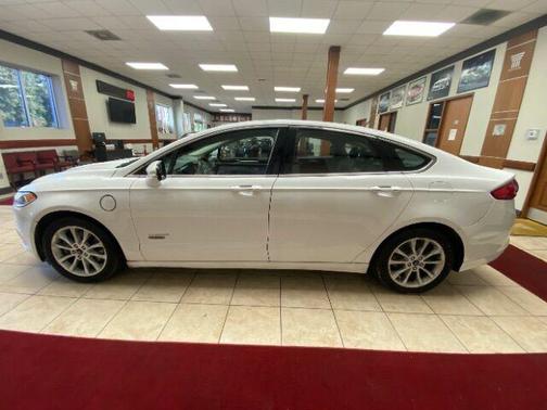 2017 Ford Fusion Energi SE Luxury