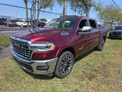Delmonico Red Pearlcoat 2025 RAM 1500 Limited