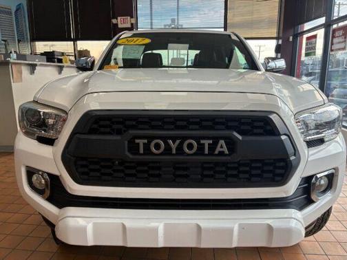 2017 Toyota Tacoma Limited