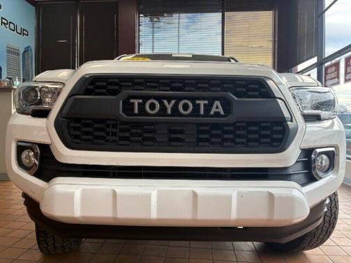 2017 Toyota Tacoma Limited