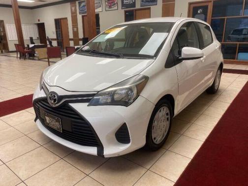 2015 Toyota Yaris L