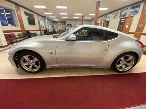 2010 Nissan 370Z Touring