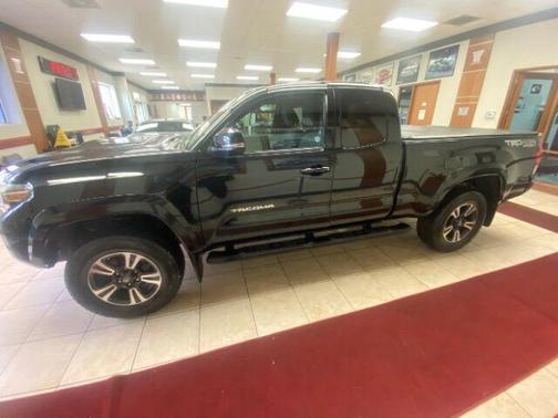 2019 Toyota Tacoma TRD Sport