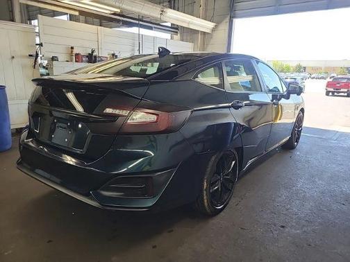 Teal 2018 Honda Clarity Plug-In Hybrid Base