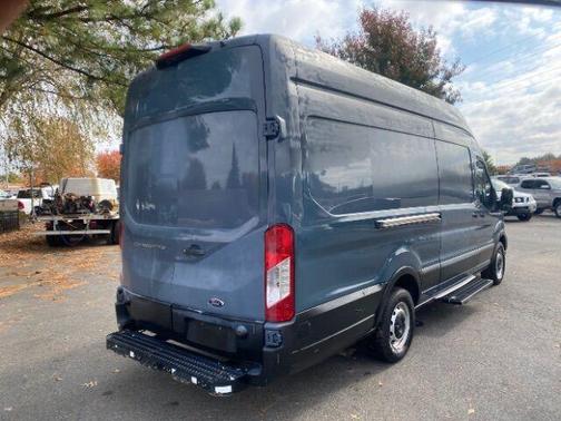 2020 Ford Transit-250 Base