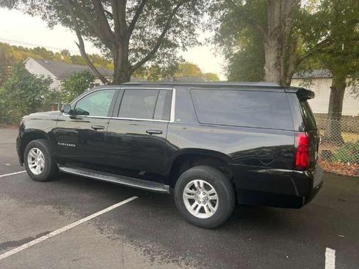 2017 Chevrolet Suburban LT