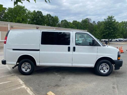 2022 Chevrolet Express 2500 Work Van