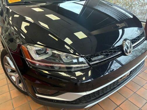 2017 Volkswagen Golf Alltrack TSI SEL