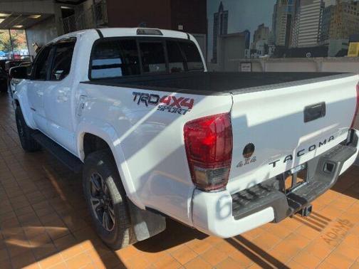 2016 Toyota Tacoma TRD Sport
