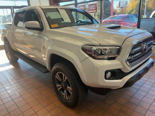 2016 Toyota Tacoma TRD Sport