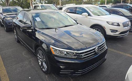 2019 Volkswagen Passat 2.0T SE R-Line