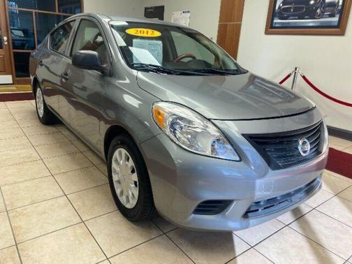2012 Nissan Versa 1.6 S