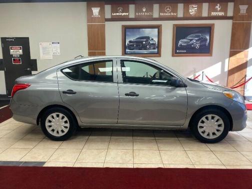 2012 Nissan Versa 1.6 S