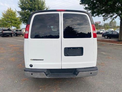 2017 Chevrolet Express 3500 LT
