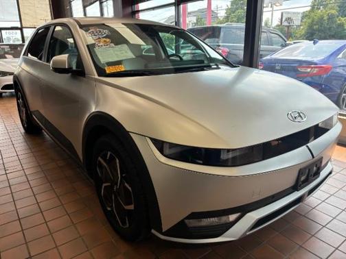 Gold 2023 Hyundai IONIQ 5 SEL