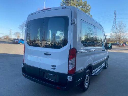2015 Ford Transit-150 XL