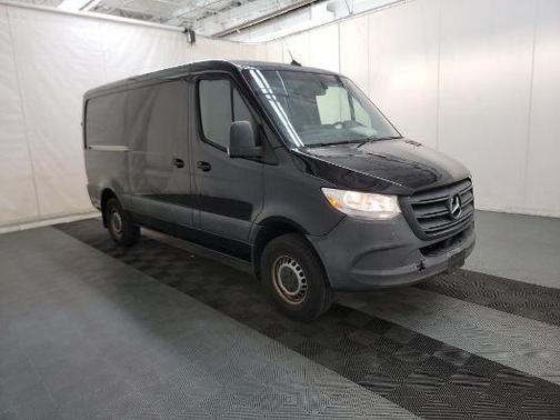2020 Mercedes-Benz Sprinter 1500 Standard Roof