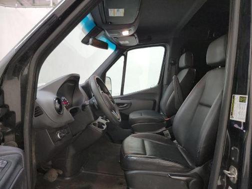 2020 Mercedes-Benz Sprinter 1500 Standard Roof