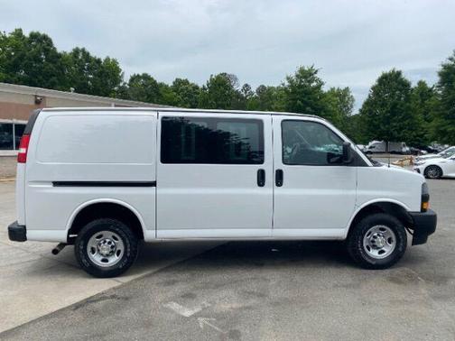 2022 Chevrolet Express 2500 Work Van
