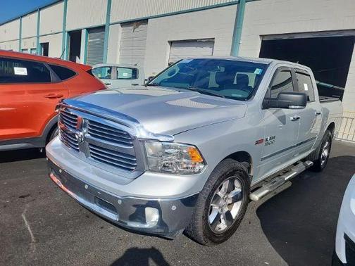 2018 RAM 1500 SLT