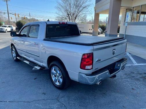 2018 RAM 1500 SLT