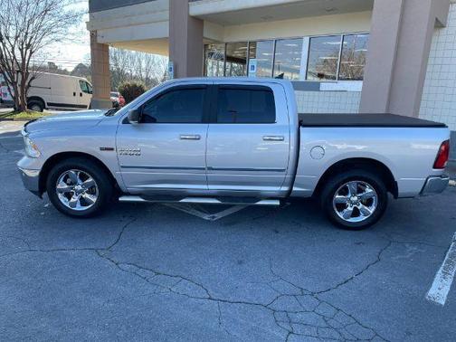 2018 RAM 1500 SLT