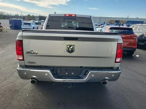 2018 RAM 1500 SLT