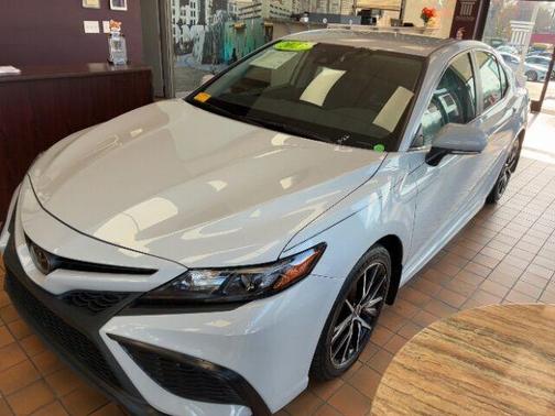 2023 Toyota Camry SE Nightshade