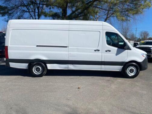 2023 Mercedes-Benz Sprinter 2500 HIGH ROOF 4-CYL GAS