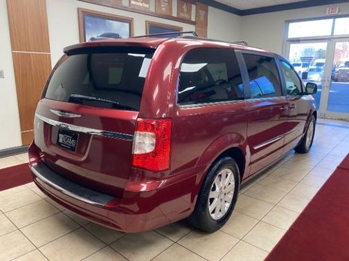 2011 Chrysler Town & Country Touring-L