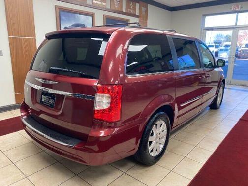 2011 Chrysler Town & Country Touring-L