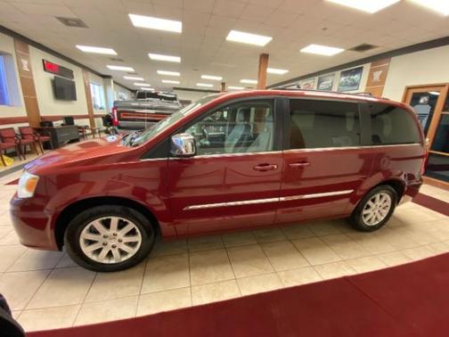 2011 Chrysler Town & Country Touring-L