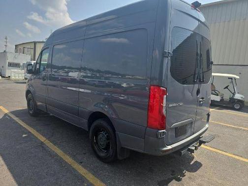 2022 Mercedes-Benz Sprinter 2500 Standard Roof