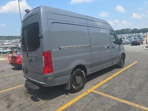 2022 Mercedes-Benz Sprinter 2500 Standard Roof