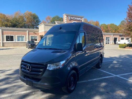 2022 Mercedes-Benz Sprinter 2500 Standard Roof