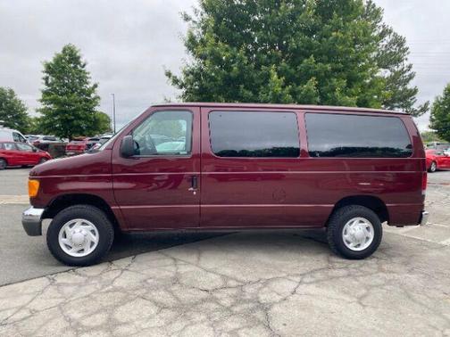 2007 Ford E150 Chateau
