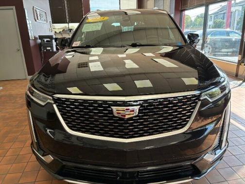 2023 Cadillac XT6 Premium Luxury AWD