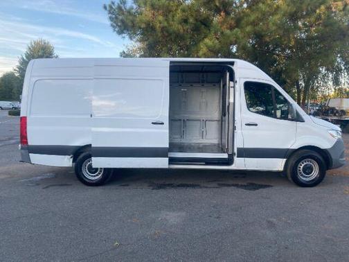 2022 Mercedes-Benz Sprinter 2500 HIGH ROOF I4
