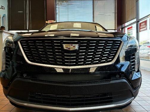 Stellar Black Metallic 2019 Cadillac XT4 Premium Luxury