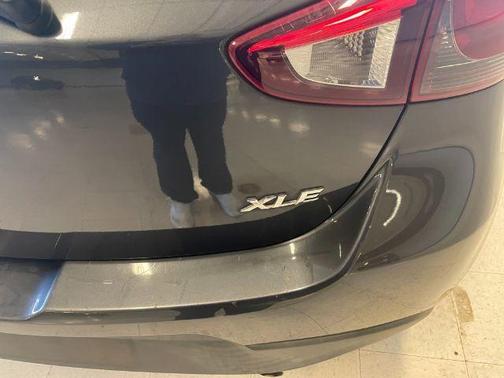 2020 Toyota Yaris Sedan XLE