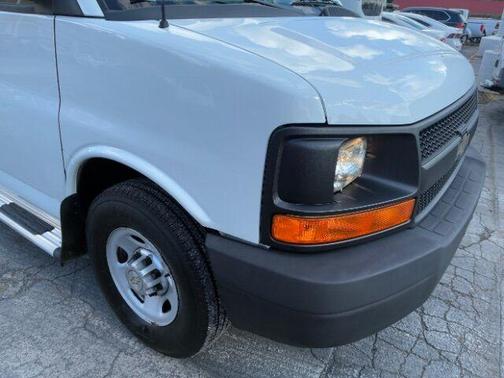 2012 Chevrolet Express 3500 LS