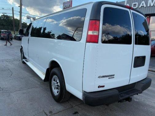 2012 Chevrolet Express 3500 LS