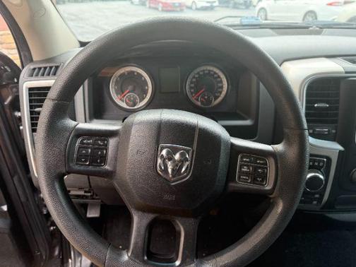 2020 RAM 1500 Classic SLT