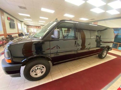 2017 Chevrolet Express 3500 LS