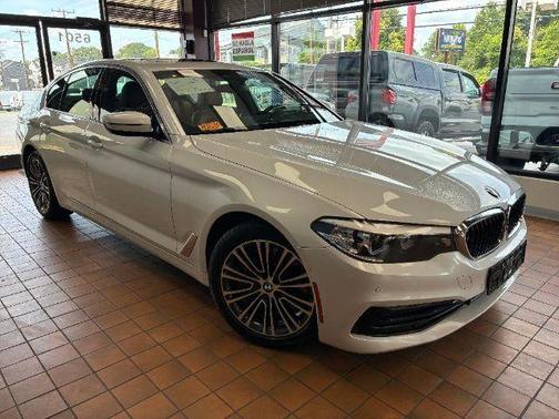 2019 BMW 530 i