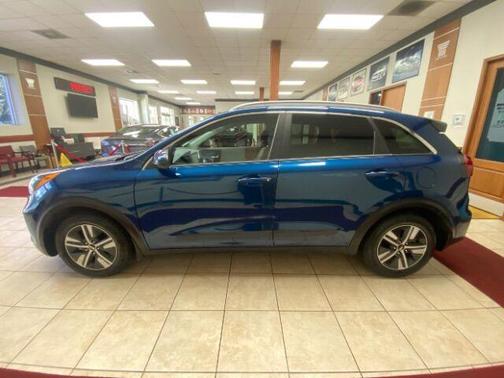 2021 Kia Niro LXS