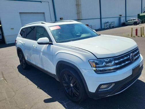 Pure White 2019 Volkswagen Atlas 3.6L SEL