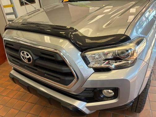 2016 Toyota Tacoma SR5
