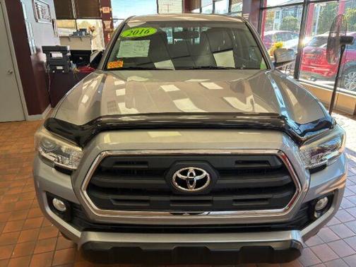 2016 Toyota Tacoma SR5